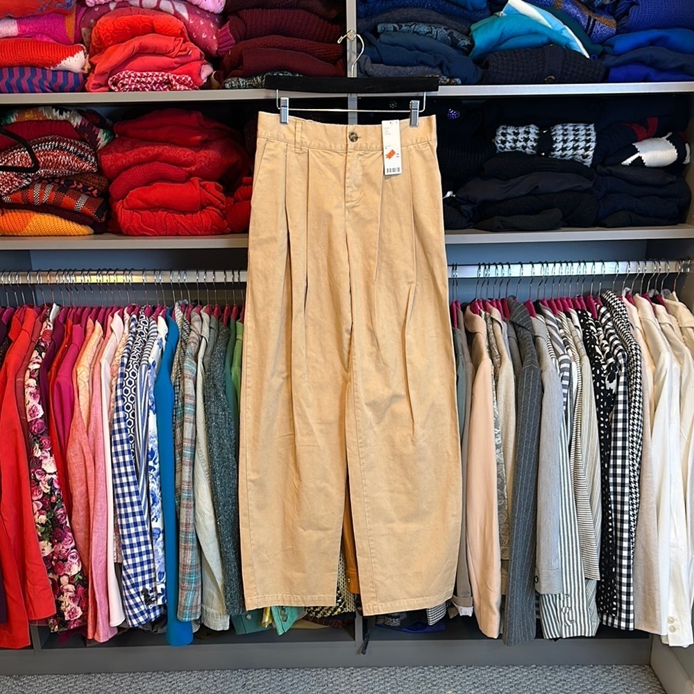 BDG khaki elastic back waistband wide leg trousers size XS NWT